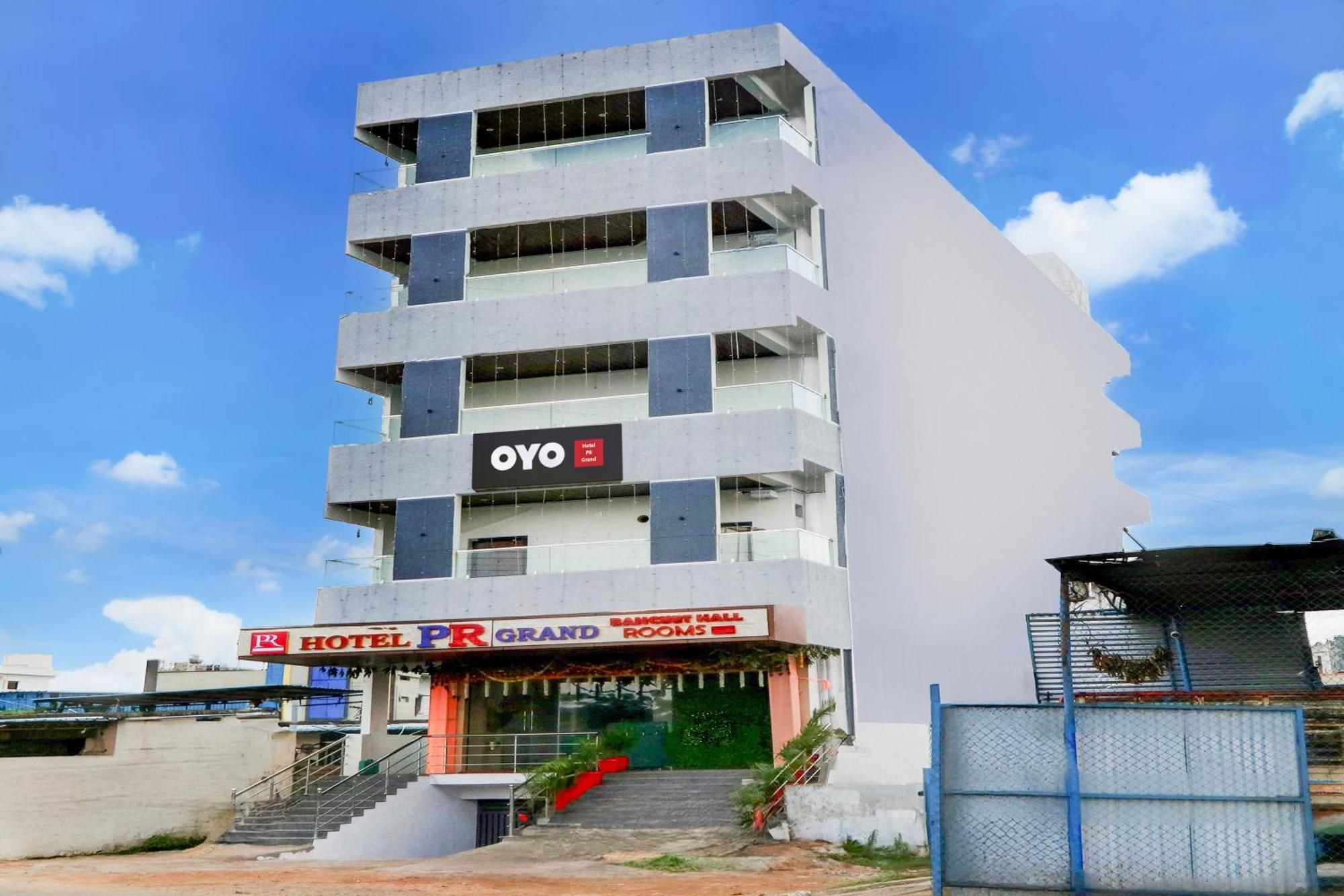 Hotel O Pr Grand Khammam Экстерьер фото