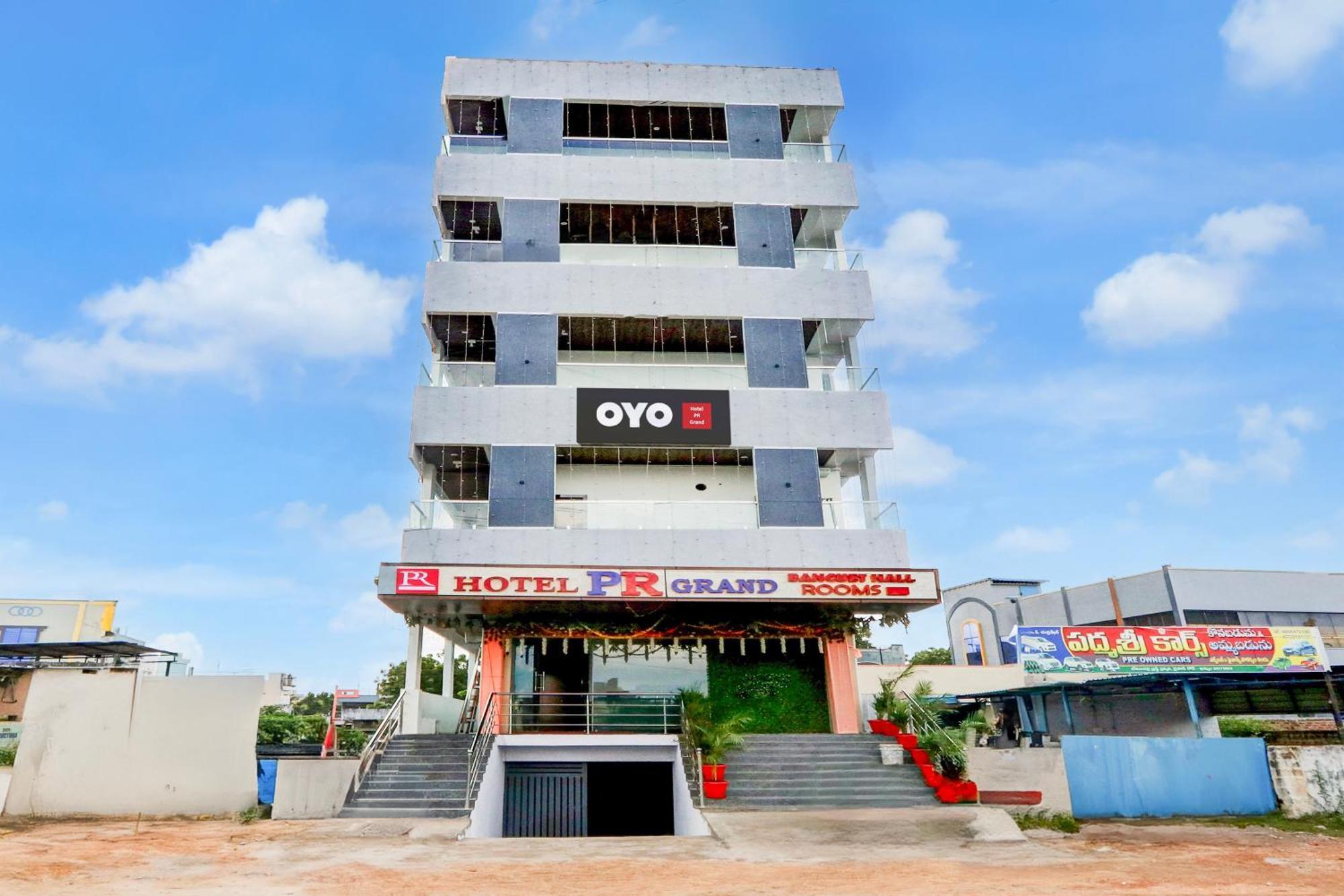 Hotel O Pr Grand Khammam Экстерьер фото